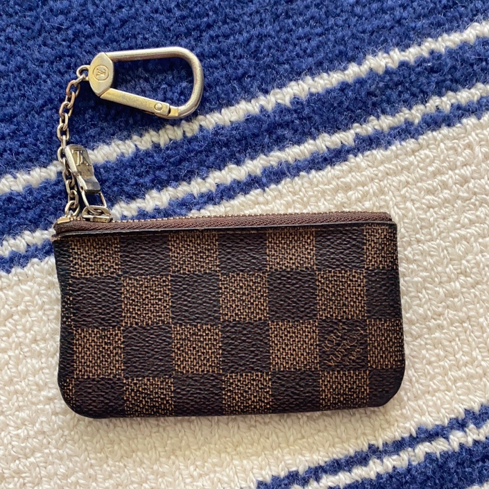 Luis Vuitton Key Pouch